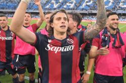 雷速体育官方-包含热刺在伦敦续约引热议的词条