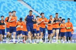 雷速体育电脑版官网下载-中场大将争刚分芒，看球队夺得胜利瞄准领头羊的简单介绍