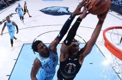 雷速体育下载-灰熊队年轻球员崭露头角令人期待