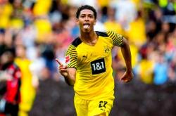 雷速体育下载-汉堡球员个人技术崭露头角，被誉为新星