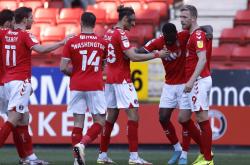 雷速体育电脑版官网-莱切斯特城势不可挡，迎战强劲对手