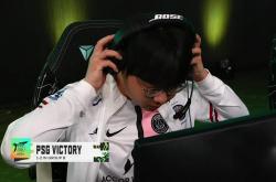 雷速体育比分官网直播-TSM险胜DFM，Caps打出惊人五杀入围赛2:1（伦敦）