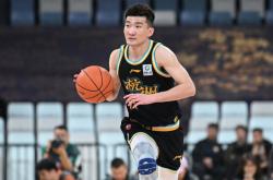 雷速体育官方-深圳队完胜太阳，孙铭徽带队取胜