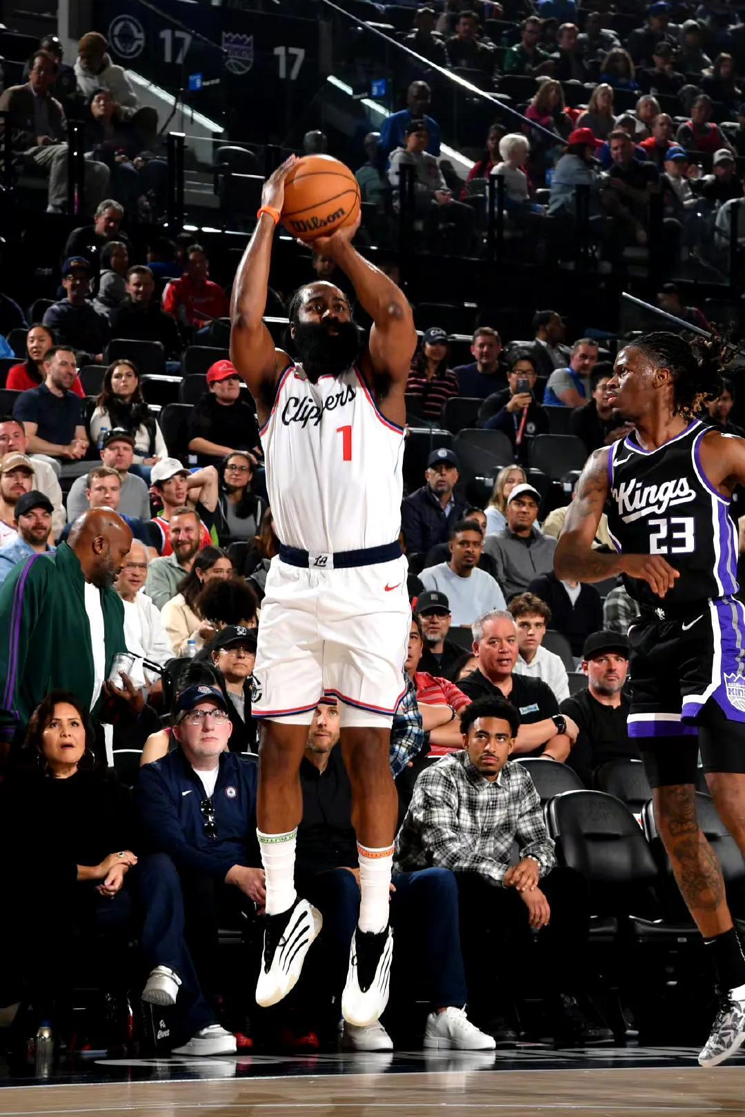 关于NBA西部剿杀：湖人vs快船绝杀对决的信息