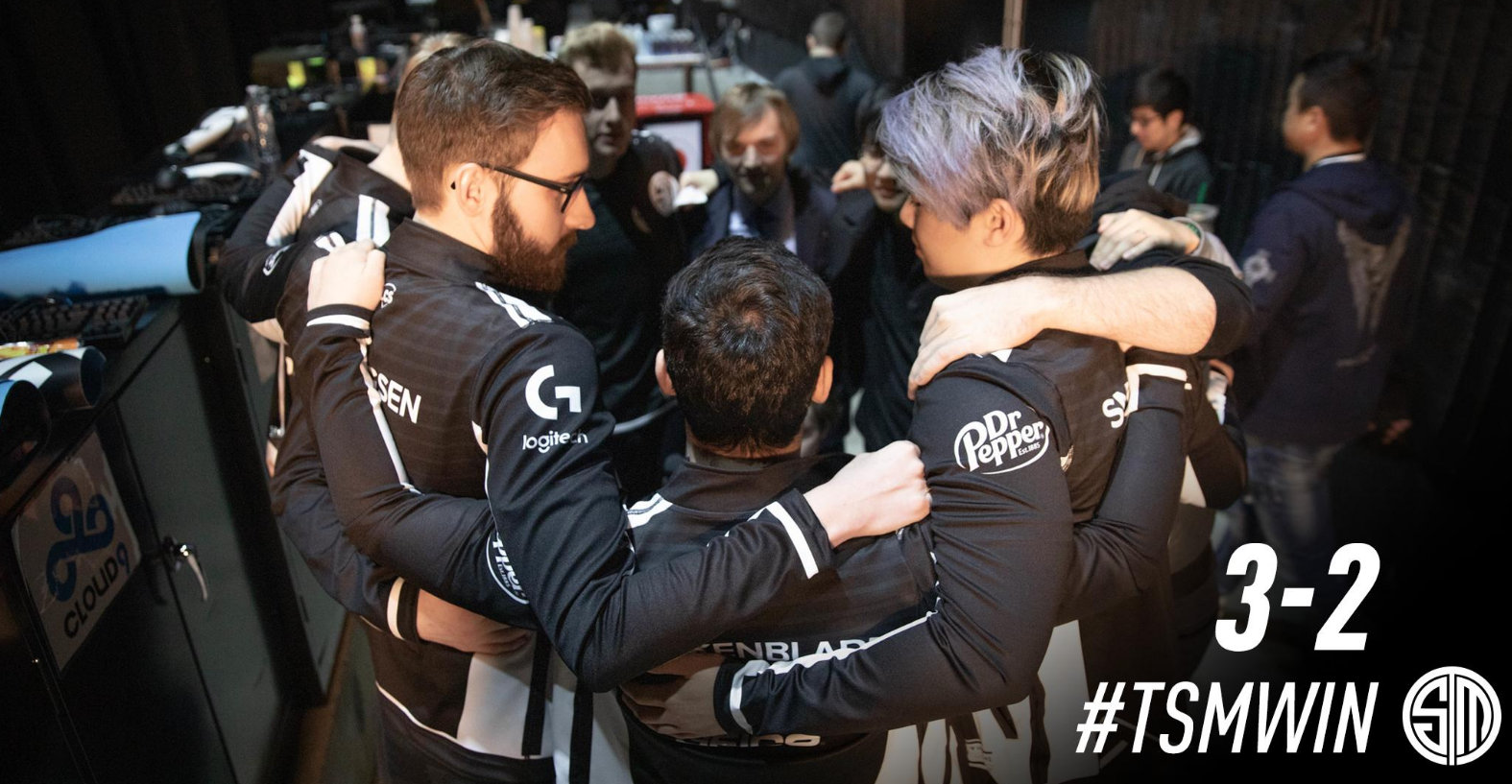 CLG力克C9,Lehends团战一打五成都决赛之夜3:1(北京) CLG力克C9,Lehends团战一打五成都决赛之夜3:1(北京)