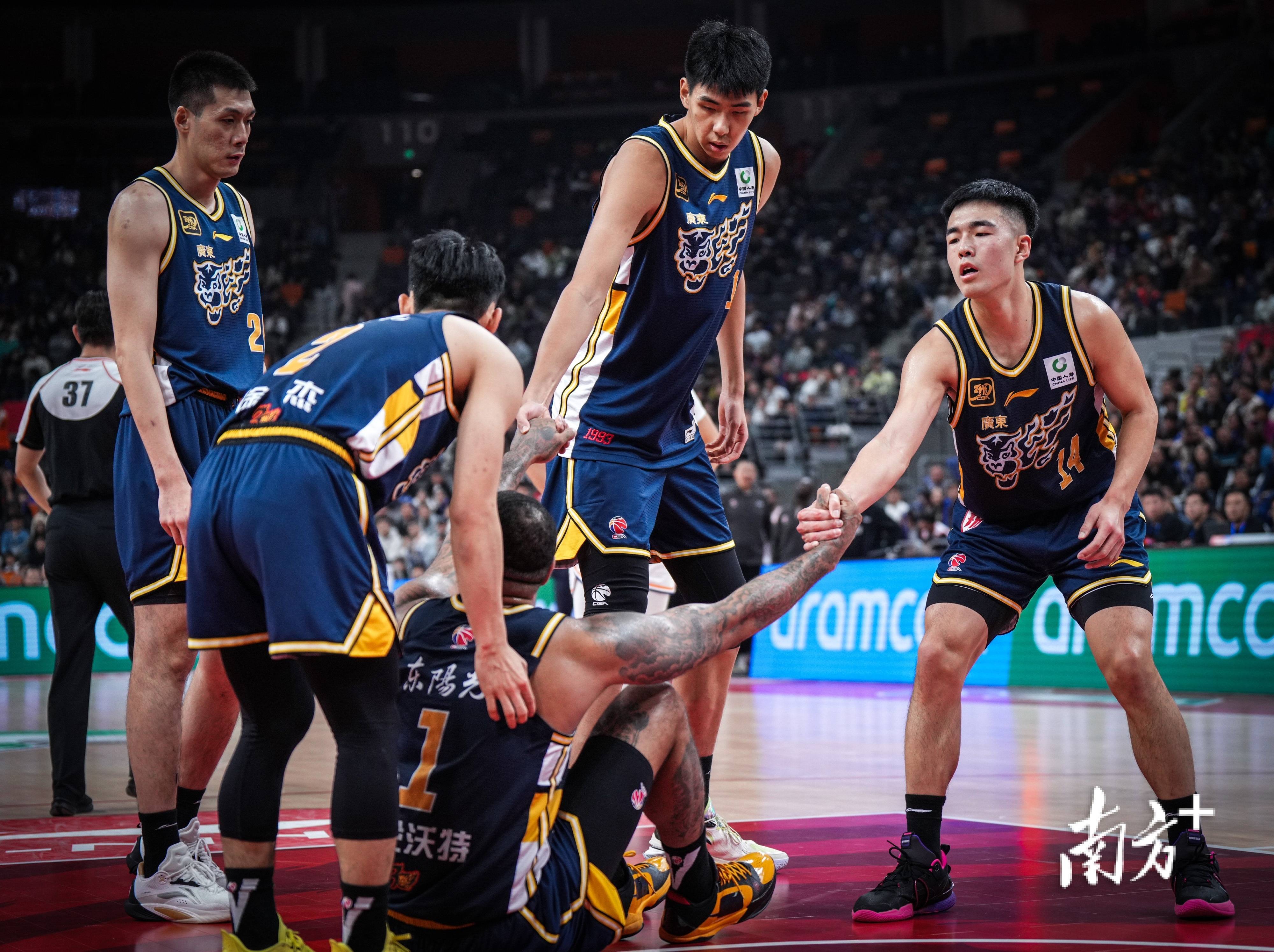 东方球队在洲际赛场上的最新表现