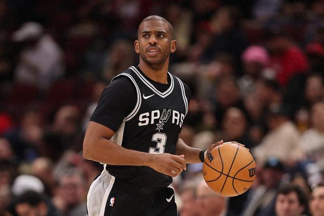 马刺客场力克掘金,延续胜势 马刺客场力克掘金,延续胜势