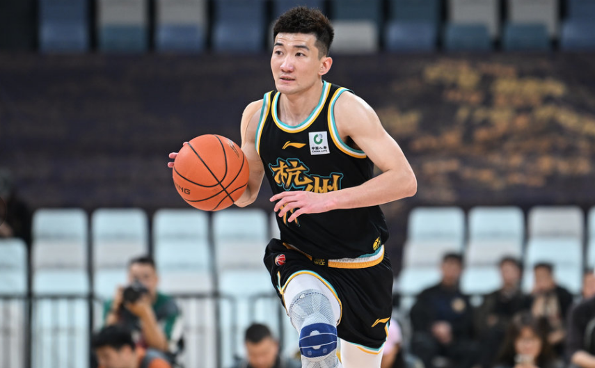 深圳队完胜太阳，孙铭徽带队取胜